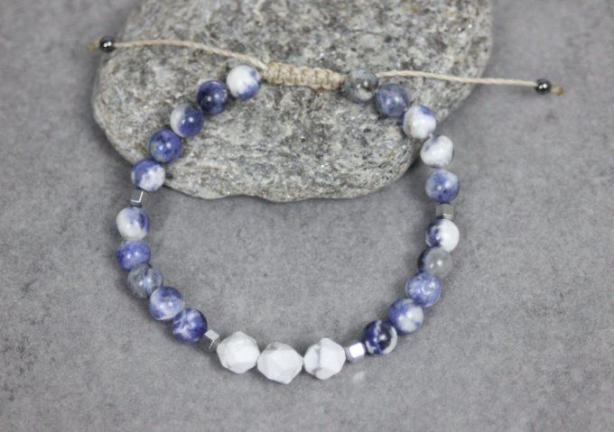 Bracelet en perles sodalite, howlite blanche et hématite