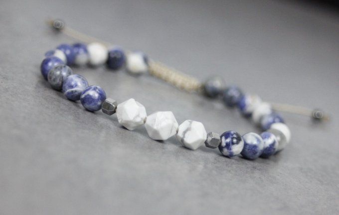 Bracelet en perles sodalite, howlite blanche et hématite